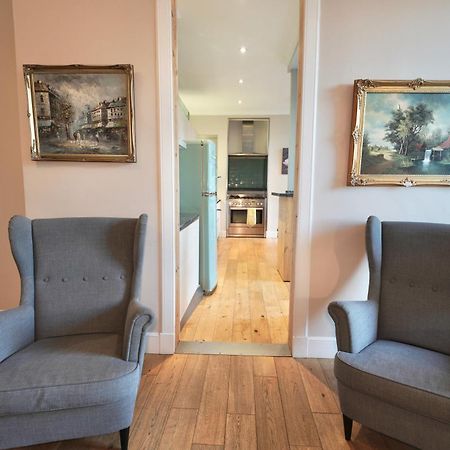 Spacious 2 Bed Apt Next To Royal Mile & Waverley EDI Eksteriør billede
