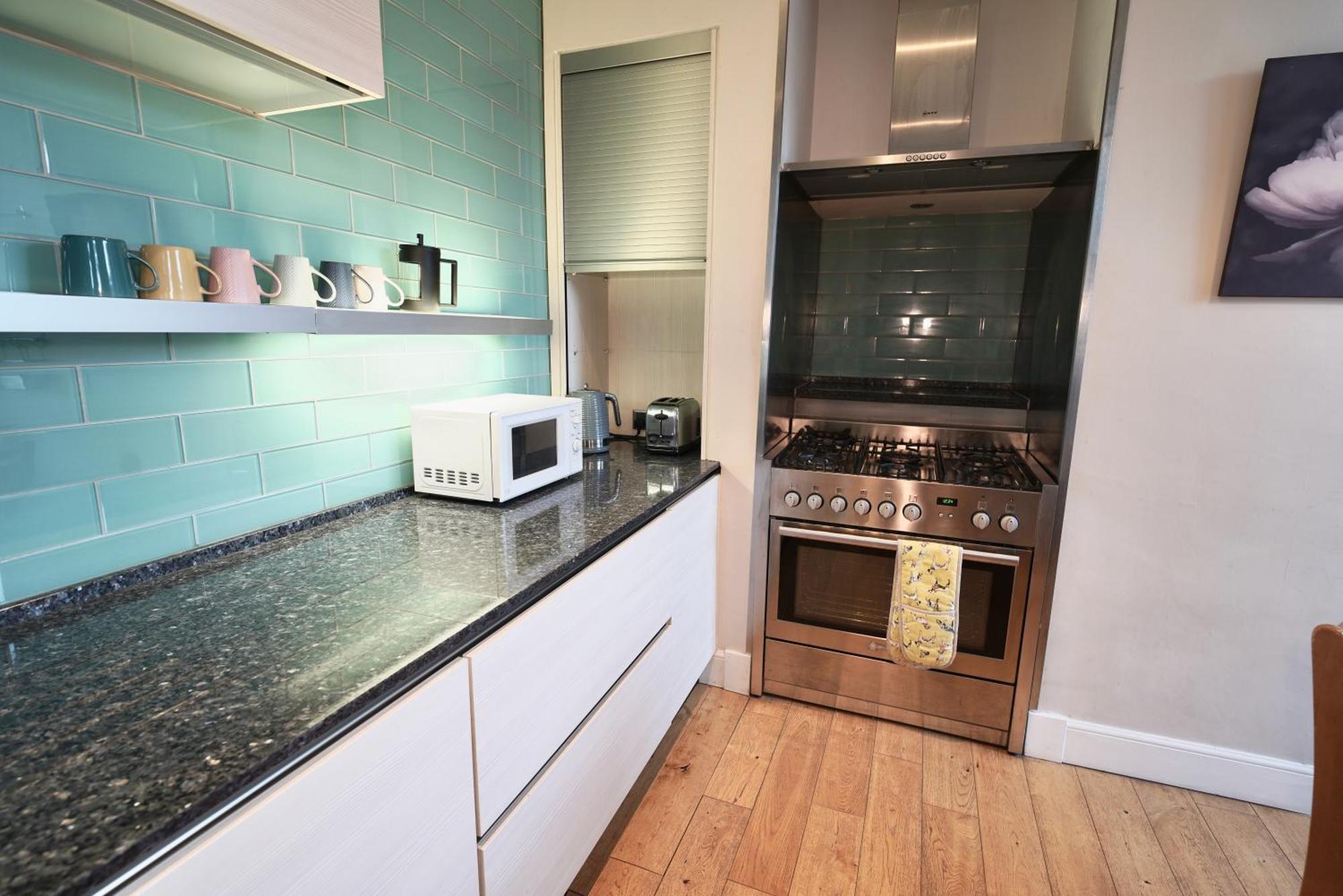 Spacious 2 Bed Apt Next To Royal Mile & Waverley EDI Eksteriør billede