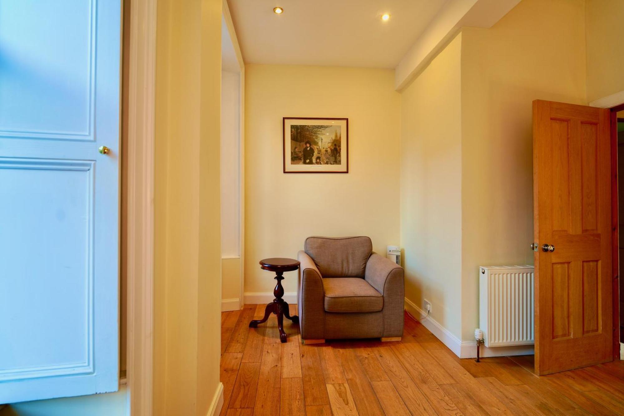 Spacious 2 Bed Apt Next To Royal Mile & Waverley EDI Eksteriør billede