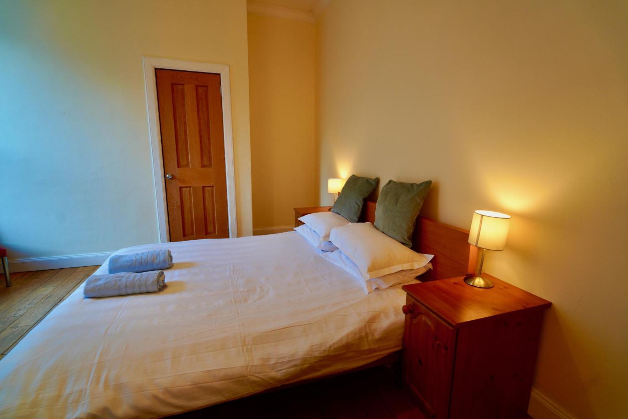 Spacious 2 Bed Apt Next To Royal Mile & Waverley EDI Eksteriør billede