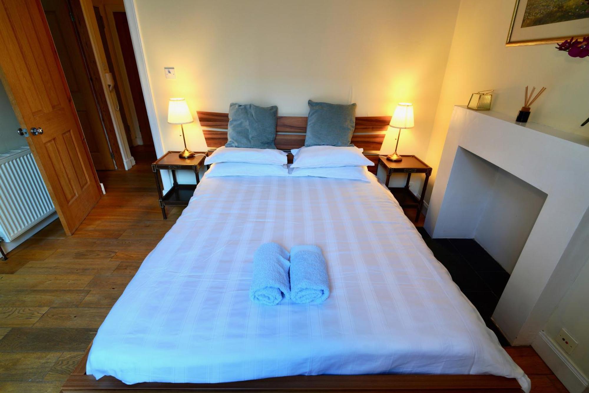 Spacious 2 Bed Apt Next To Royal Mile & Waverley EDI Eksteriør billede