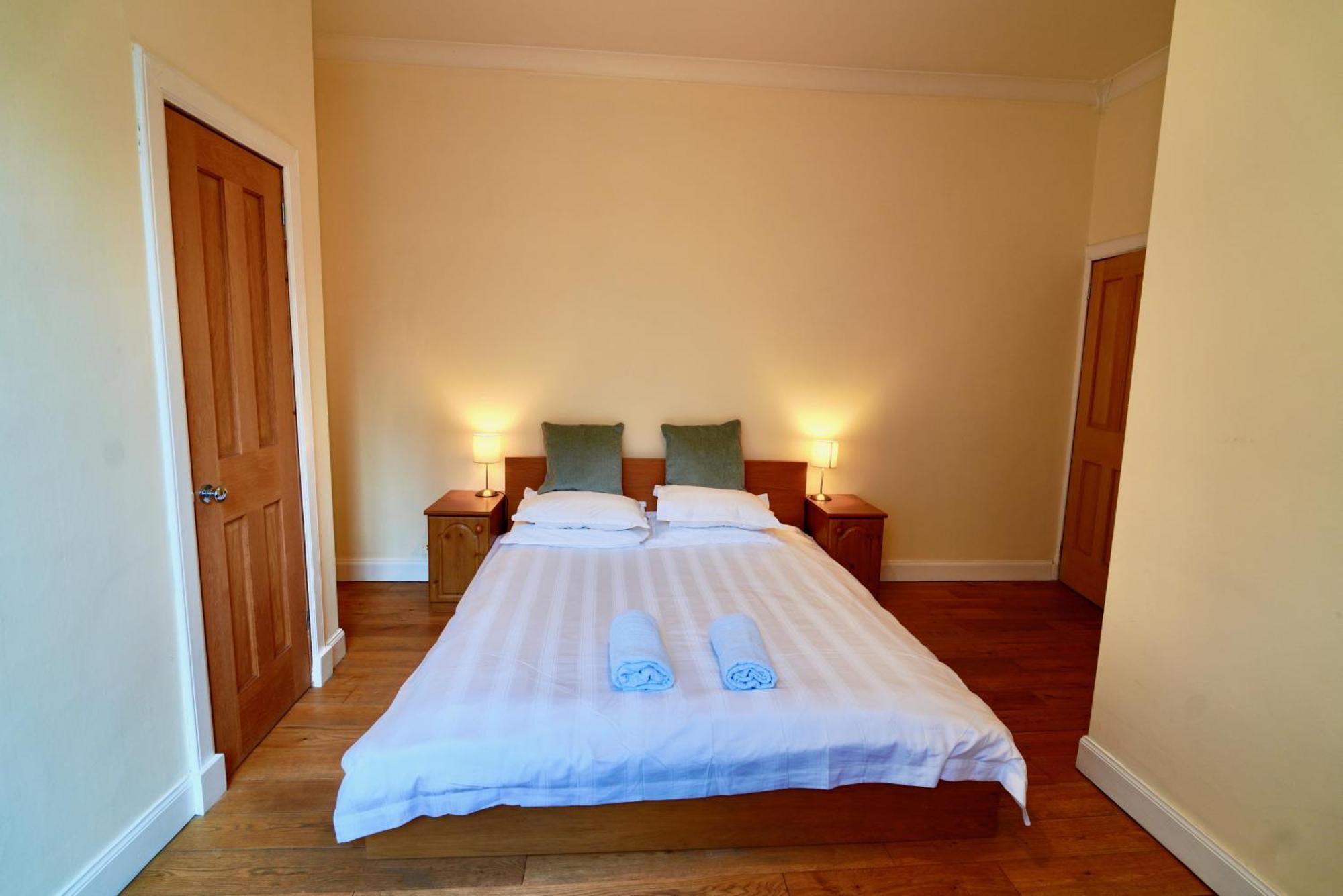 Spacious 2 Bed Apt Next To Royal Mile & Waverley EDI Eksteriør billede