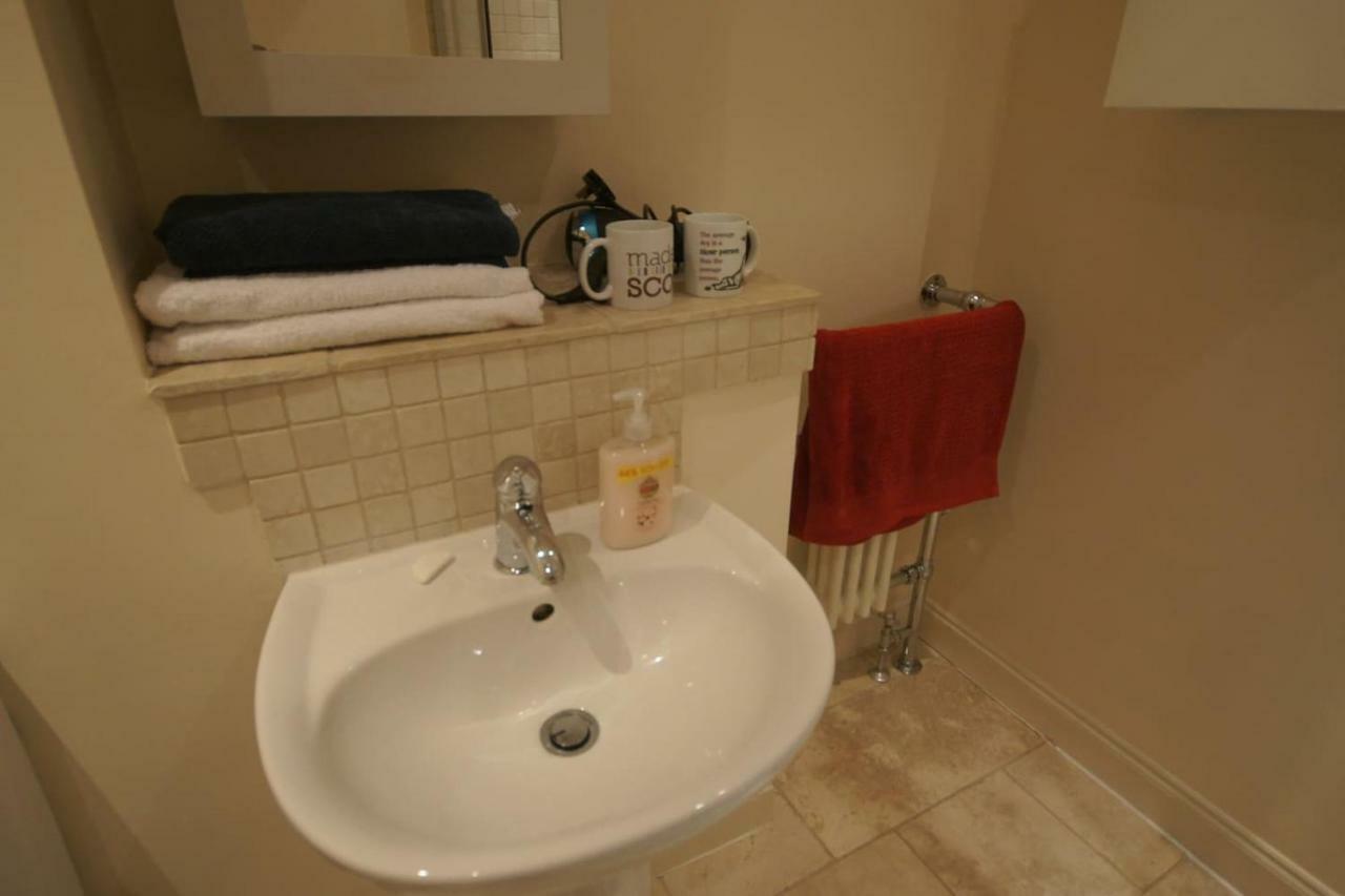 Spacious 2 Bed Apt Next To Royal Mile & Waverley EDI Eksteriør billede