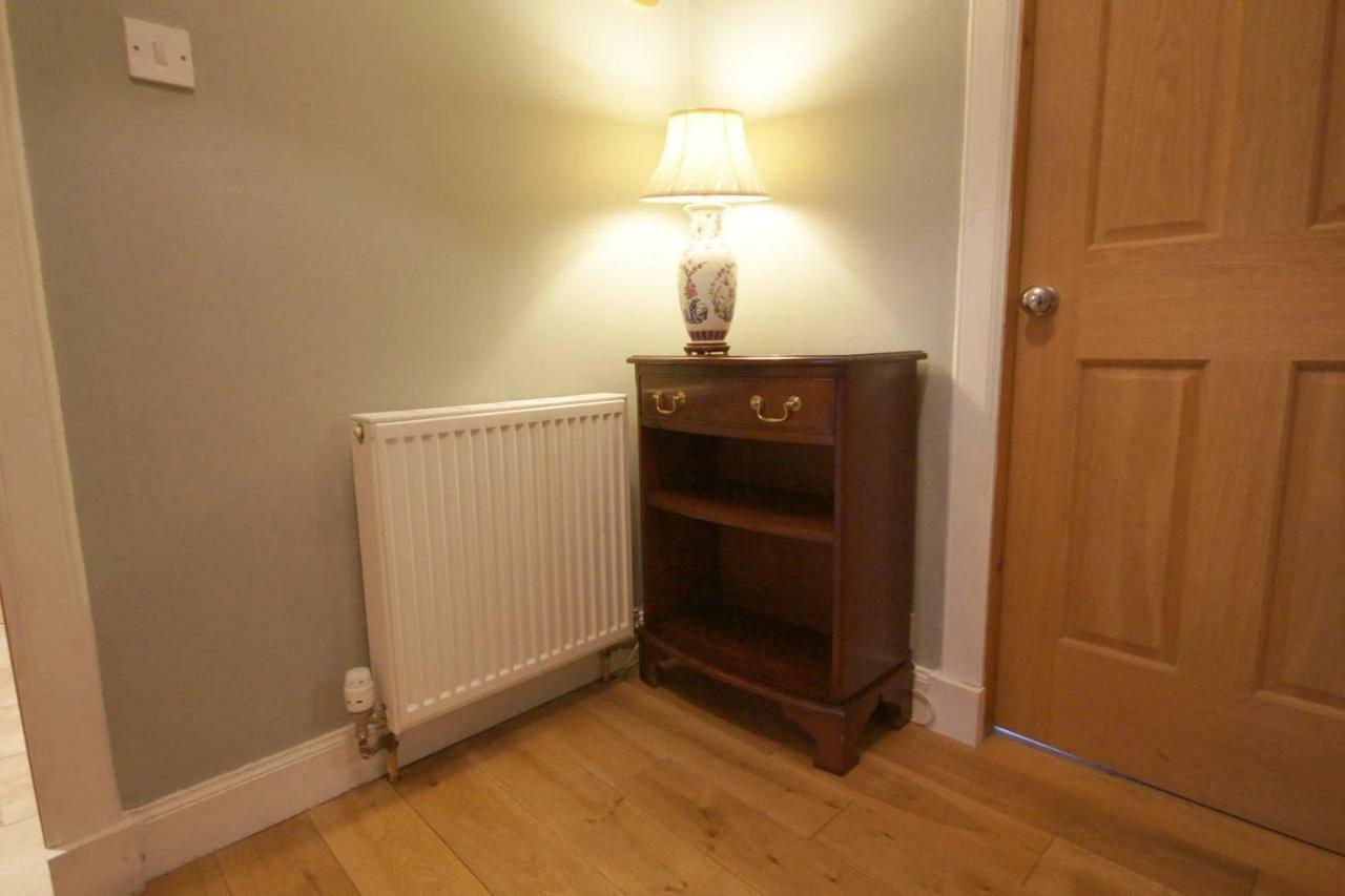 Spacious 2 Bed Apt Next To Royal Mile & Waverley EDI Eksteriør billede